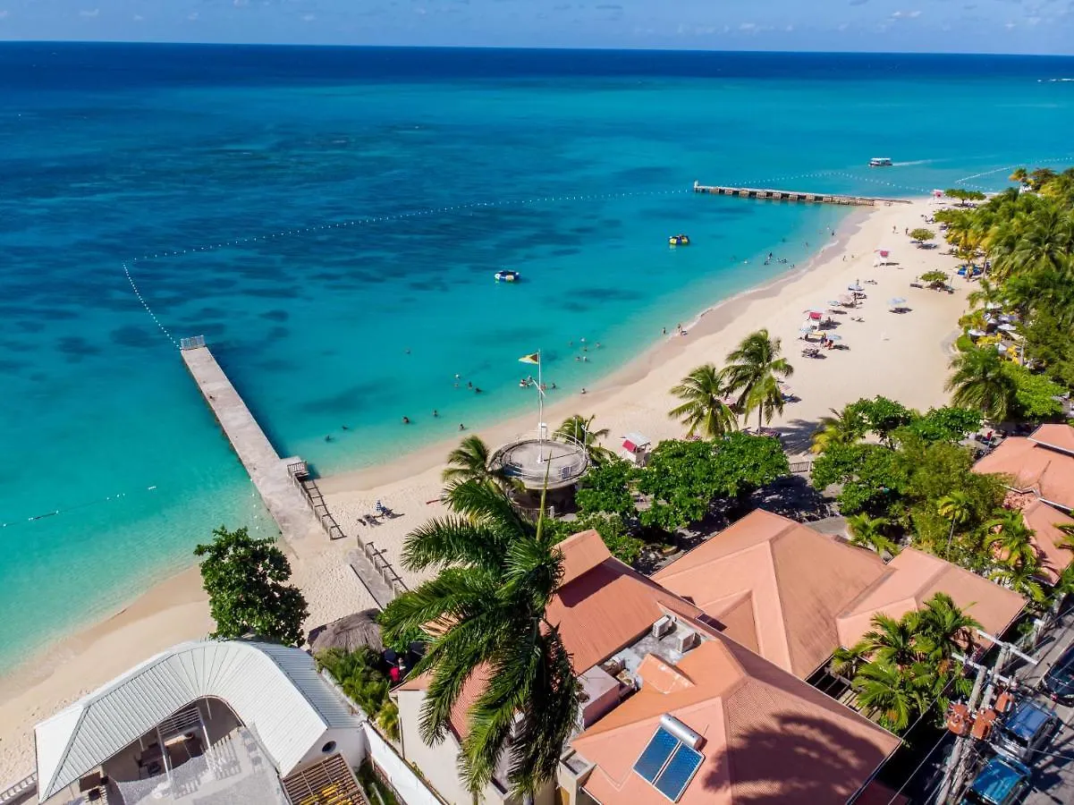 Welcome To Stunning Ocean Views At Studio 503 Montego Bay Apartment